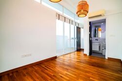 Shiro (D15), Apartment #611712171